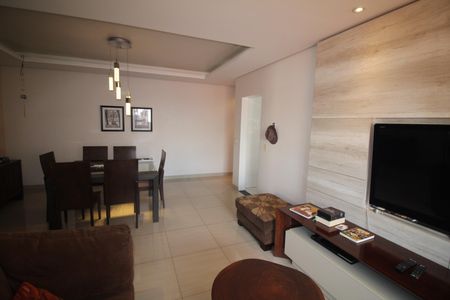 Apartamento à venda com 109m², 3 quartos e 4 vagasSala