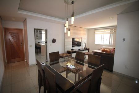 Sala de apartamento à venda com 3 quartos, 109m² em Inconfidentes, Contagem