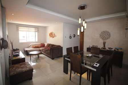 Sala de apartamento à venda com 3 quartos, 109m² em Inconfidentes, Contagem