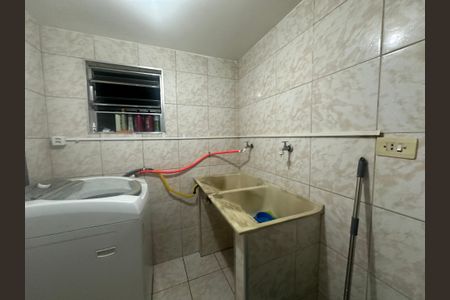 Casa para alugar com 250m², 2 quartos e 1 vagaÁrea de Serviço