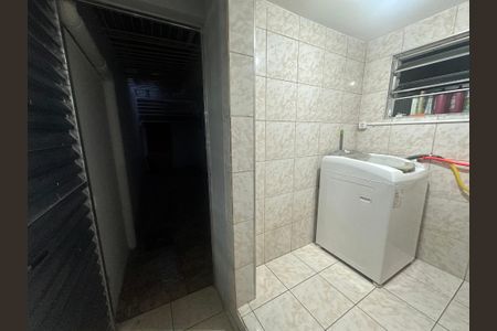 Casa para alugar com 250m², 2 quartos e 1 vagaÁrea de Serviço