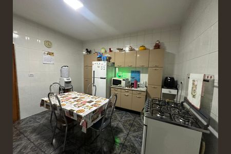 Casa para alugar com 250m², 2 quartos e 1 vagaCozinha
