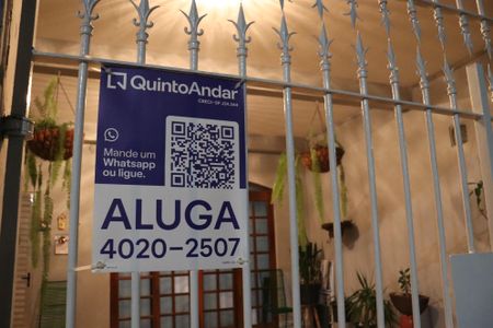 Casa para alugar com 250m², 2 quartos e 1 vagaFachada