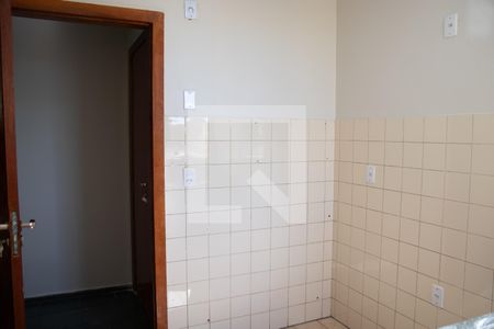 Apartamento para alugar com 65m², 2 quartos e 1 vaga Apartamento para alugar com 65m², 2 quartos e 1 vagaCozinha e Área de Serviço