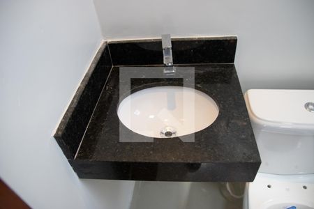 Apartamento para alugar com 65m², 2 quartos e 1 vaga Apartamento para alugar com 65m², 2 quartos e 1 vagaBanheiro da Suíte