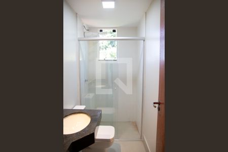 Apartamento para alugar com 65m², 2 quartos e 1 vaga Apartamento para alugar com 65m², 2 quartos e 1 vagaBanheiro