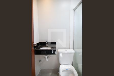 Apartamento para alugar com 65m², 2 quartos e 1 vaga Apartamento para alugar com 65m², 2 quartos e 1 vagaBanheiro da Suíte