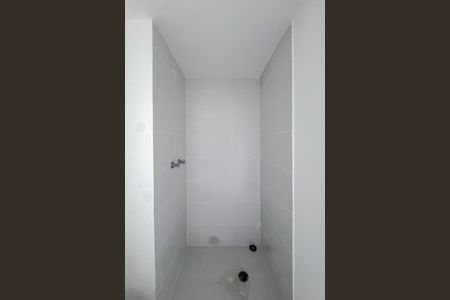 Apartamento para alugar com 65m², 2 quartos e 1 vagaBanheiro da Suíte