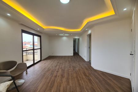 Sala de apartamento para alugar com 3 quartos, 94m² em Jardim Teresa, São Paulo