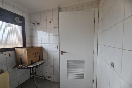 Área de Serviço de apartamento à venda com 3 quartos, 94m² em Jardim Teresa, São Paulo
