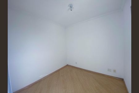 Quarto 1 de apartamento para alugar com 2 quartos, 50m² em Jardim Monte Alegre, São Paulo