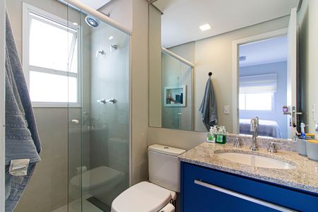 Apartamento à venda com 69m², 2 quartos e 2 vagasBanheiro da Suíte