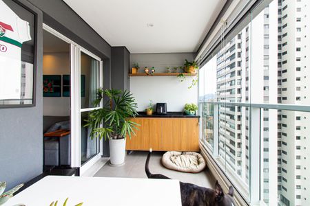 Apartamento à venda com 69m², 2 quartos e 2 vagasVaranda