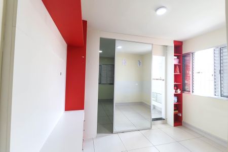 Casa à venda com 3 quartos, 138m² em Vila Constança, São Paulo