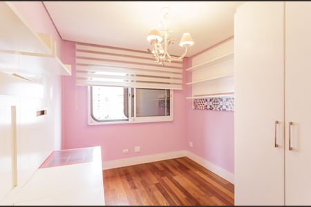 Apartamento à venda com 115m², 3 quartos e 2 vagasQuarto 2