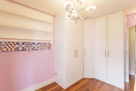 Apartamento à venda com 115m², 3 quartos e 2 vagasQuarto 2