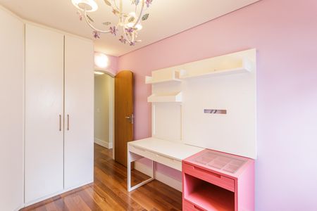 Apartamento à venda com 115m², 3 quartos e 2 vagasQuarto 2