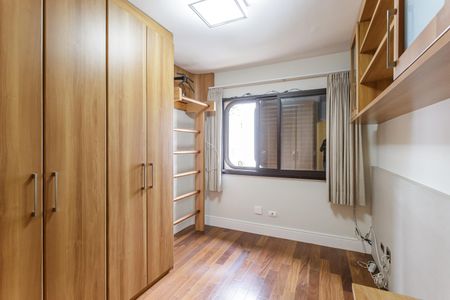 Apartamento à venda com 115m², 3 quartos e 2 vagasQuarto 1