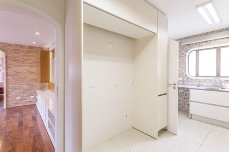 Apartamento à venda com 115m², 3 quartos e 2 vagasCozinha