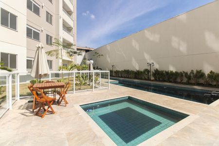 Apartamento para alugar com 42m², 2 quartos e 1 vagaÁrea Comum - Piscina 