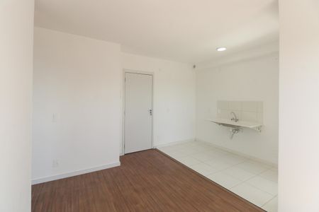 Sala  de apartamento para alugar com 2 quartos, 42m² em Vila Esperança, São Paulo