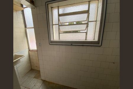 Área de serviço de apartamento para alugar com 2 quartos, 47m² em Petrópolis, Porto Alegre