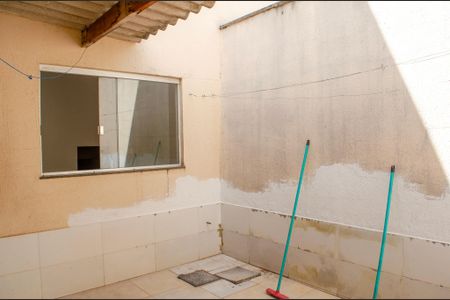 Casa para alugar com 85m², 2 quartos e 1 vaga