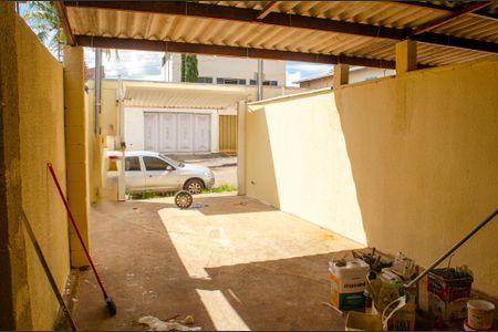 Casa para alugar com 85m², 2 quartos e 1 vaga