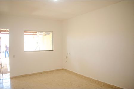 Casa para alugar com 85m², 2 quartos e 1 vaga