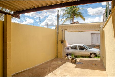 Casa para alugar com 85m², 2 quartos e 1 vaga