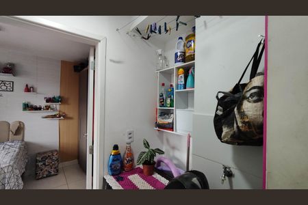 Apartamento para alugar com 48m², 3 quartos e 1 vaga Apartamento para alugar com 48m², 3 quartos e 1 vagaCozinha e Área de Serviço