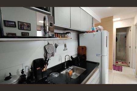 Apartamento para alugar com 48m², 3 quartos e 1 vaga Apartamento para alugar com 48m², 3 quartos e 1 vagaCozinha e Área de Serviço