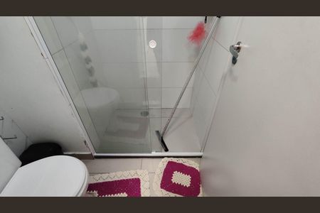 Apartamento para alugar com 48m², 3 quartos e 1 vaga Apartamento para alugar com 48m², 3 quartos e 1 vagaBanheiro e lavabo