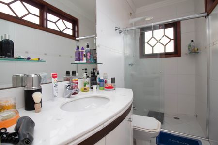 Casa de condomínio à venda com 195m², 4 quartos e 4 vagasBanheiro da Suíte 3