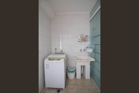 Casa de condomínio à venda com 195m², 4 quartos e 4 vagasÁrea de Serviço