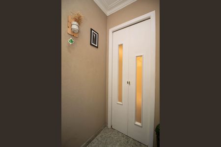 Casa de condomínio à venda com 195m², 4 quartos e 4 vagasBanheiro Social