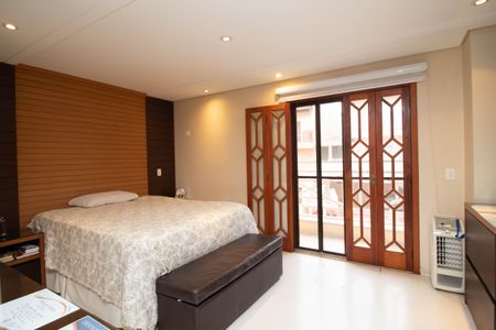 Casa de condomínio à venda com 195m², 4 quartos e 4 vagasQuarto 1 - Suíte