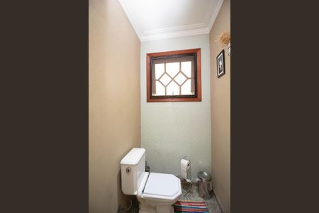 Casa de condomínio à venda com 195m², 4 quartos e 4 vagasBanheiro Social