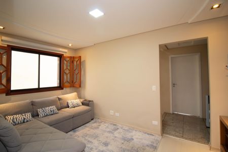 Casa de condomínio à venda com 195m², 4 quartos e 4 vagasSala de TV