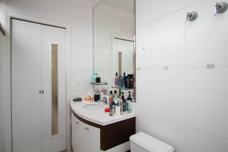 Casa de condomínio à venda com 195m², 4 quartos e 4 vagasBanheiro da Suíte 3