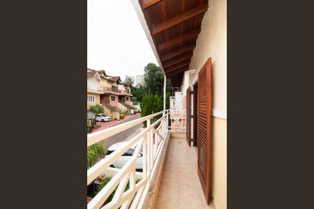 Casa de condomínio à venda com 195m², 4 quartos e 4 vagasVaranda da Suíte