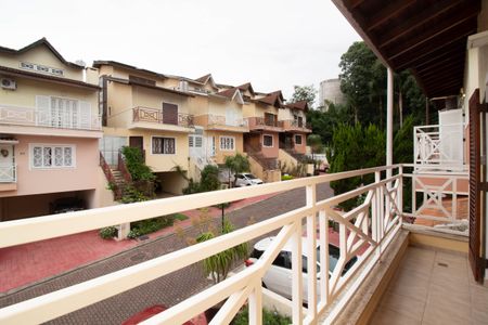 Casa de condomínio à venda com 195m², 4 quartos e 4 vagasVaranda da Suíte