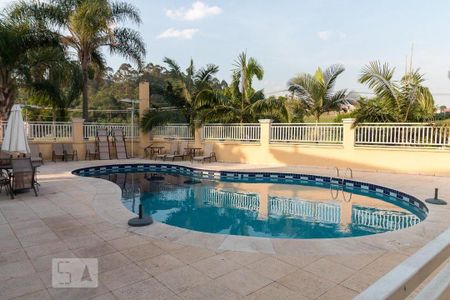 Casa de condomínio à venda com 195m², 4 quartos e 4 vagasPiscina