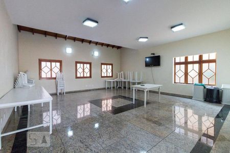 Casa de condomínio à venda com 195m², 4 quartos e 4 vagasSalão de festas
