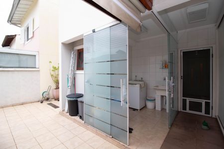 Casa de condomínio à venda com 195m², 4 quartos e 4 vagasÁrea externa