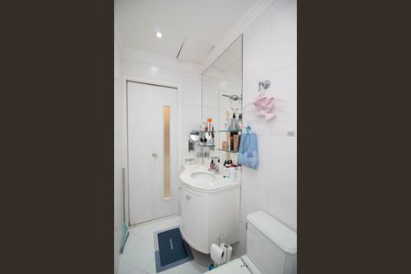 Casa de condomínio à venda com 195m², 4 quartos e 4 vagasBanheiro da Suíte 2