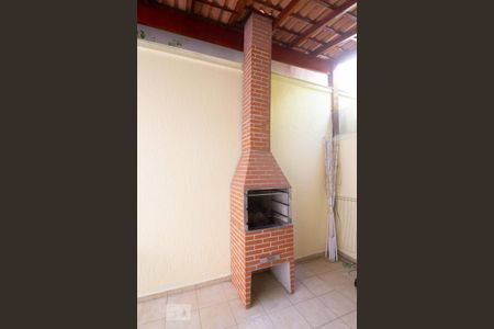 Casa de condomínio à venda com 195m², 4 quartos e 4 vagasChurrasqueira