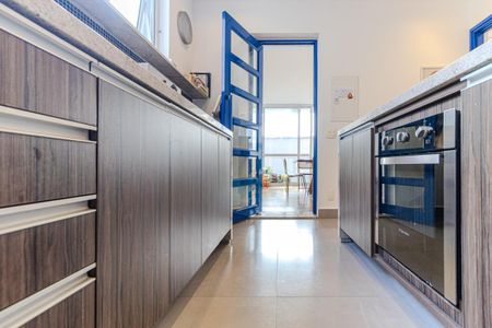 Apartamento para alugar com 180m², 2 quartos e 1 vaga Apartamento para alugar com 180m², 2 quartos e 1 vagaCozinha