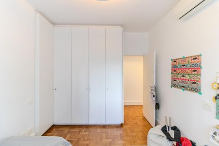 Apartamento para alugar com 180m², 2 quartos e 1 vaga Apartamento para alugar com 180m², 2 quartos e 1 vagaQuarto