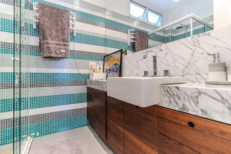 Apartamento para alugar com 180m², 2 quartos e 1 vaga Apartamento para alugar com 180m², 2 quartos e 1 vagaBanheiro Social